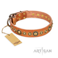 ‘Feast of Luxury’ スタイルのFDT Artisan のおしゃれな革首輪 ‘Feast of Luxury’ スタイルのFDT Artisan のおしゃれな革首輪